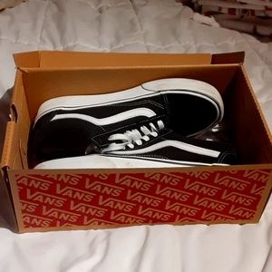 Old Skool Platfor Van's Skate shoe's.